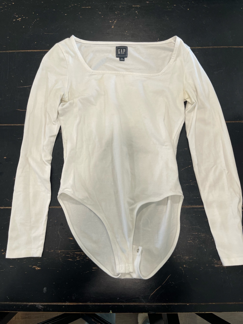 GAP White Crewneck T-Shirt